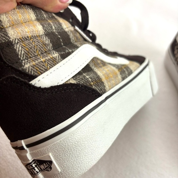 Vans Filmore Brown Plaid/Houndstooth Suede High-Top Skater Sneakers (W6.0) - Picture 6 of 11